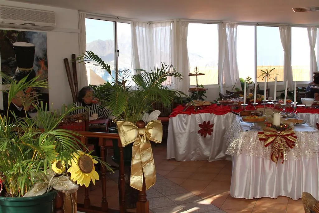 Mindelo Residencial Bed & Breakfast