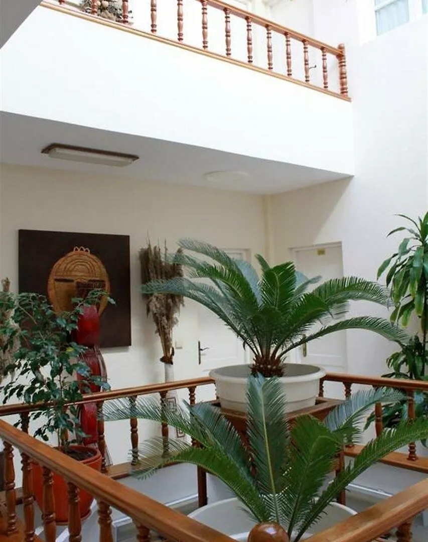 Mindelo Residencial Bed & Breakfast